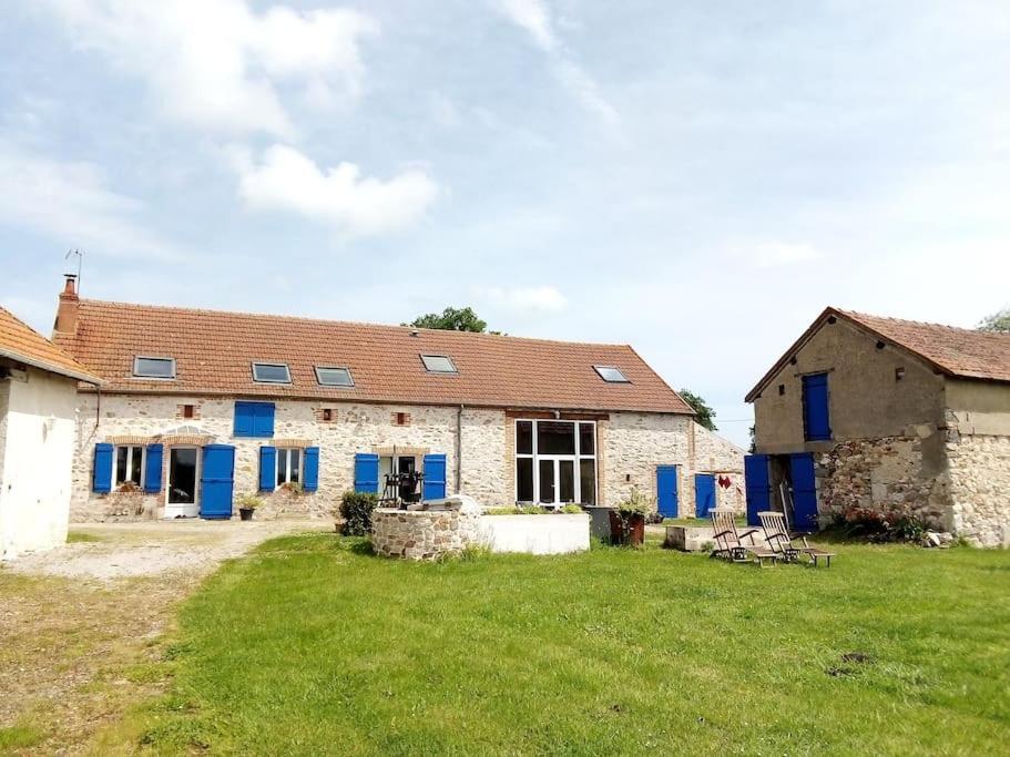 Вілла La Grange De Marie A St Angel - Magnifique Grange Renovee En Loft Pour 1 A 6 Pers Saint-Angel  Екстер'єр фото